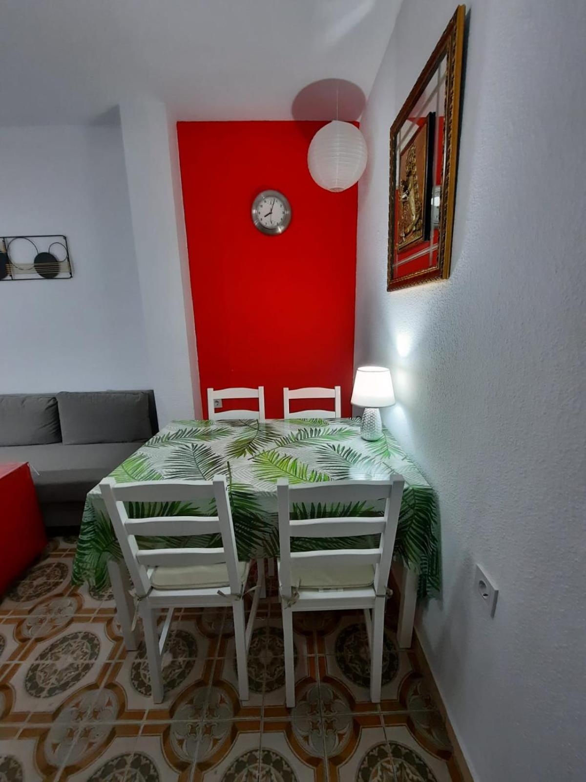 Habitaciones En Mi Piso Del Centro De Huelva Exterior foto